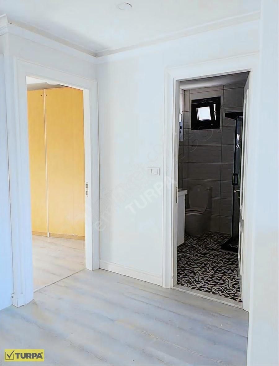 Karacaağaç Güvenlikli Sitede Satılık Bahçeli Ev - Görsel 2