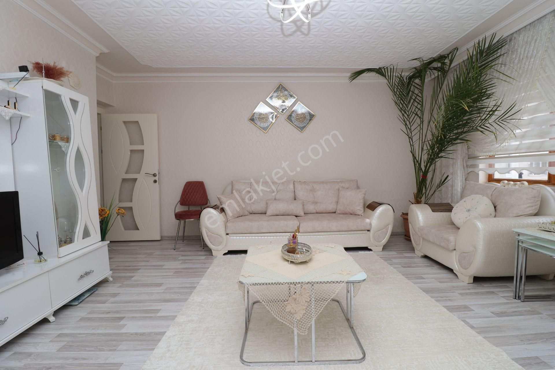 Akif'ten Topçu'da 14.cadde'ye Yakın Güney Batı Ön Cephe 4+1 Teras Daire - Görsel 7