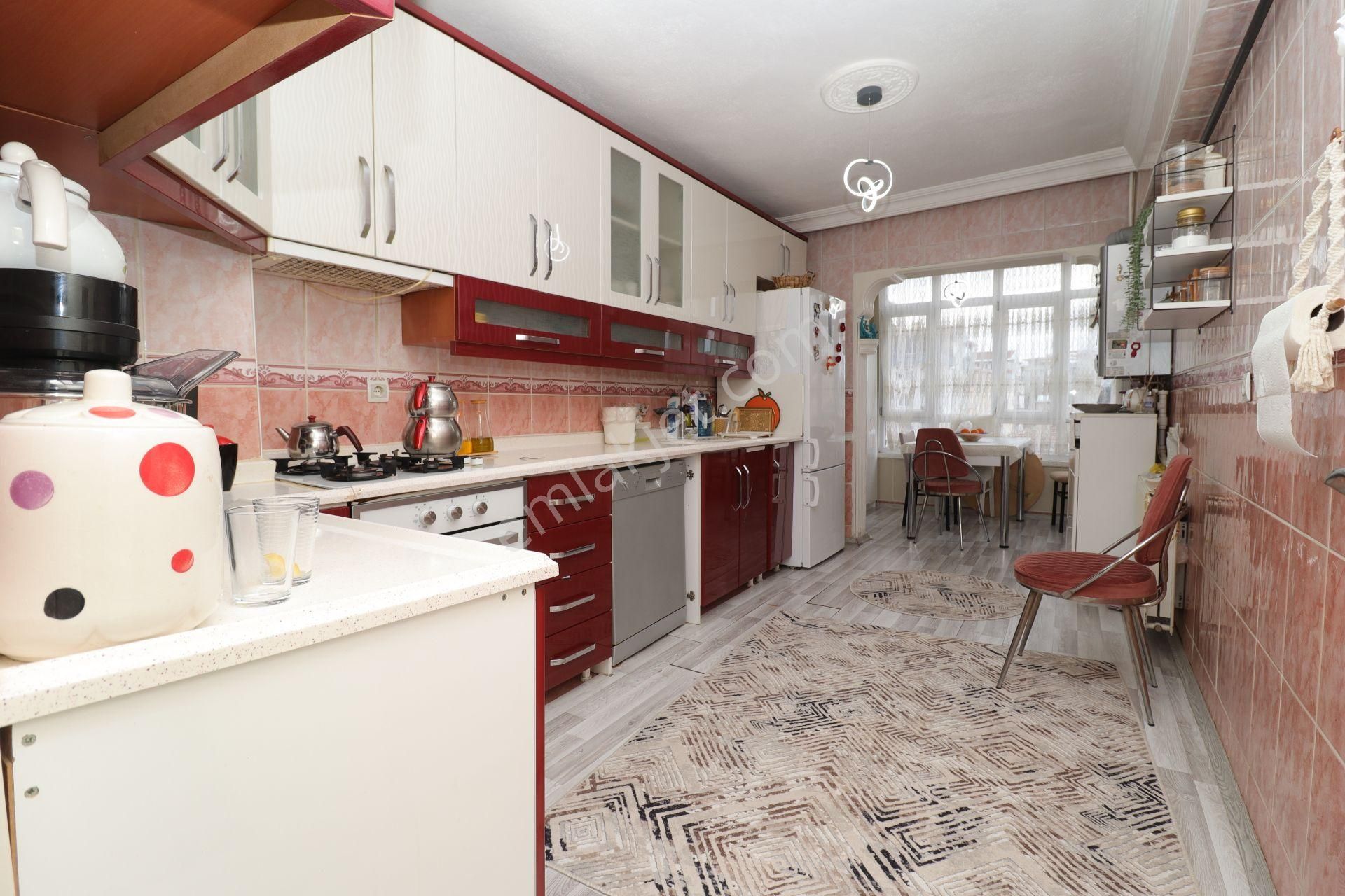 Akif'ten Topçu'da 14.cadde'ye Yakın Güney Batı Ön Cephe 4+1 Teras Daire - Görsel 3