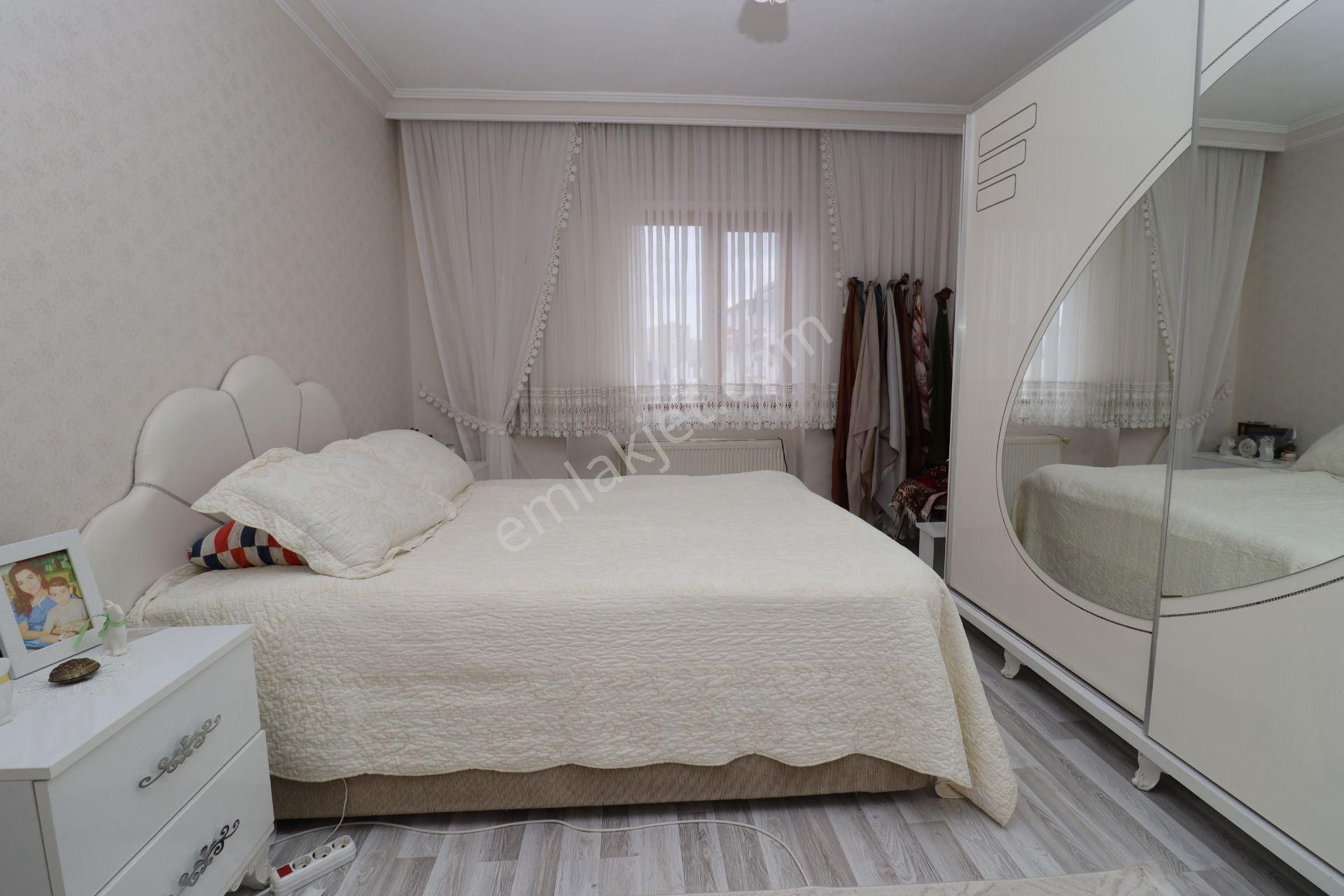 Akif'ten Topçu'da 14.cadde'ye Yakın Güney Batı Ön Cephe 4+1 Teras Daire - Görsel 14