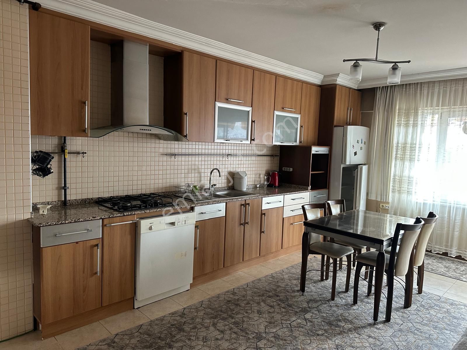 Kaan Emlak'tan Saltakta Eşyalı /eşyasız Kiralık Daire