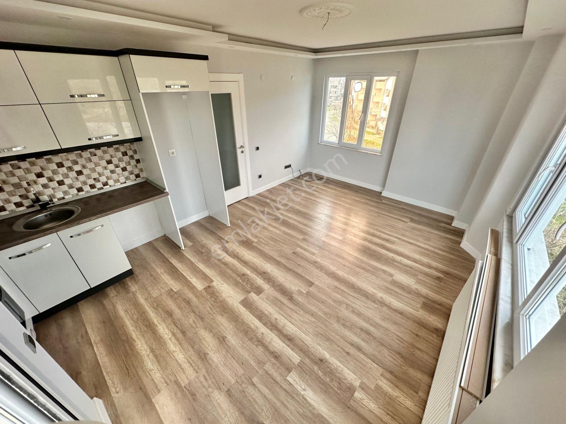 ꧁ay Emlaktan꧂akçay'da Kazdağları Eteklerinde Muhteşem Konumlu Doğalgazlı Satılık 1+1 Lüks Daire - Görsel 6