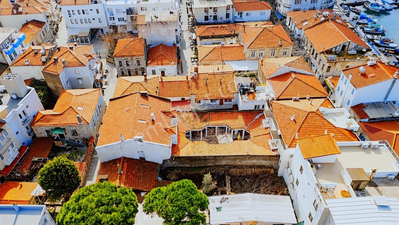 Foça Fevzipaşa Mah. Pasaj İçerisinde Satılık Dükkan - Görsel 6