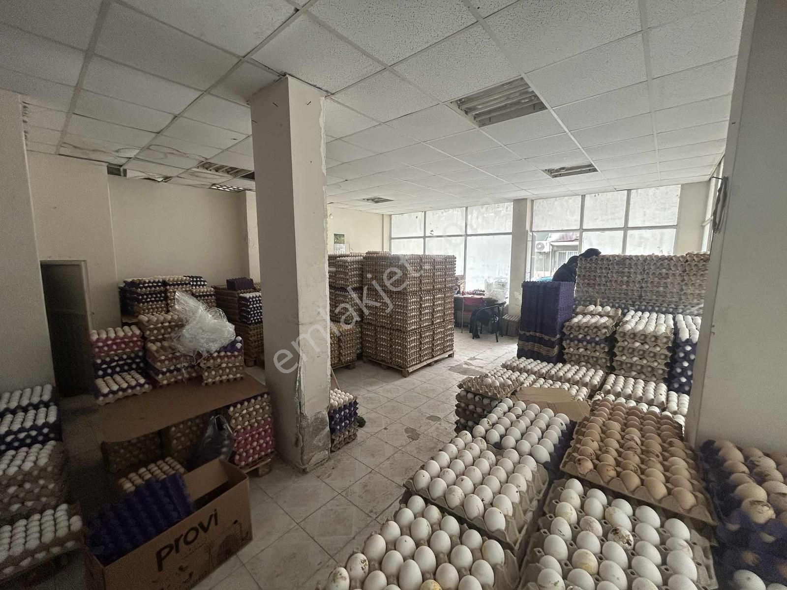 Mevlana Mahallesinde 100 M2 Çok Amaçlı Kiralık Dükkan - Görsel 2