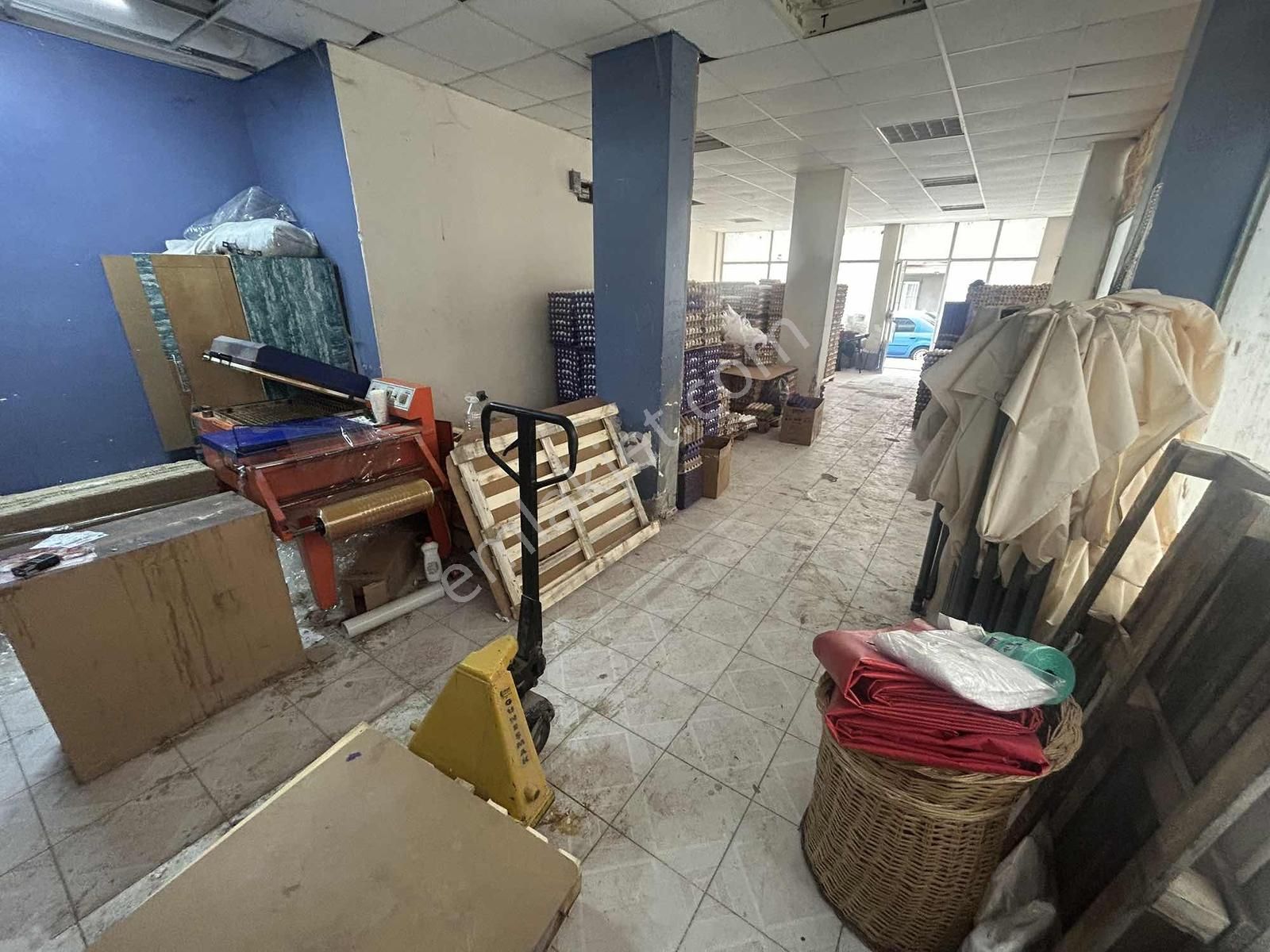 Mevlana Mahallesinde 100 M2 Çok Amaçlı Kiralık Dükkan - Görsel 7