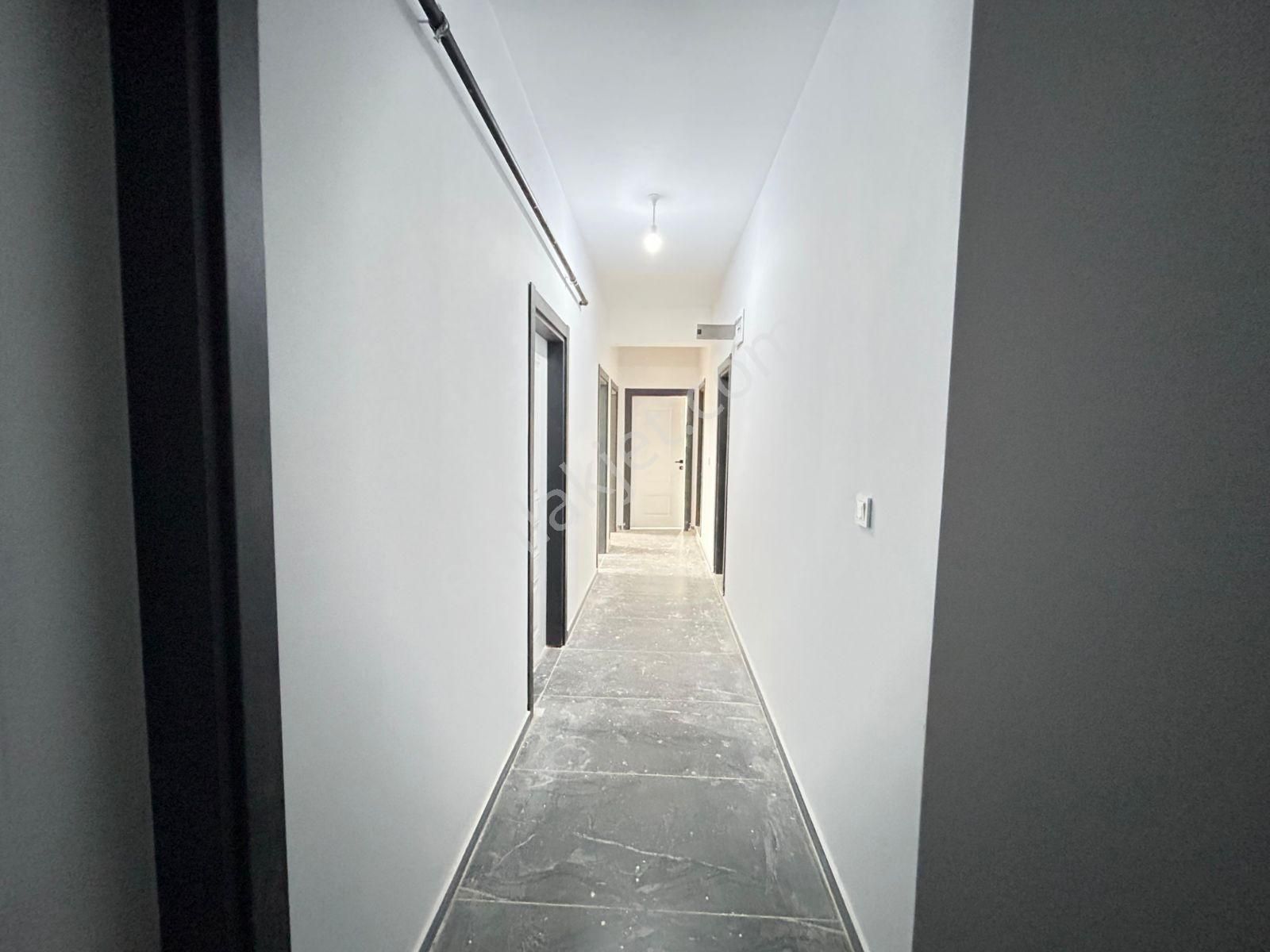 Bağlık Mahallesinde Ara Kat 3+1 Geniş Ve Lüks Daire - Görsel 11