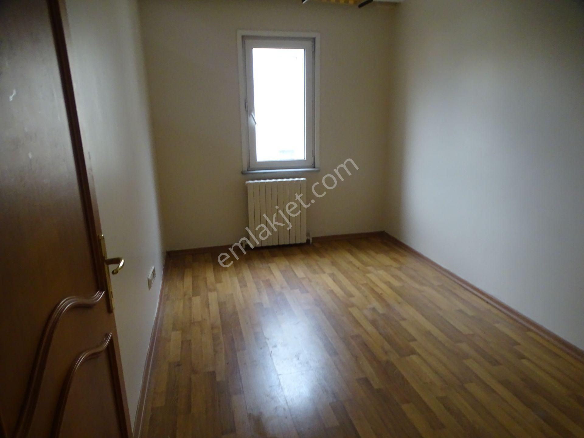 Sarıyer İstinye Boğaziçi Sitesinde Kiralık 3+1 Kombili - Görsel 6