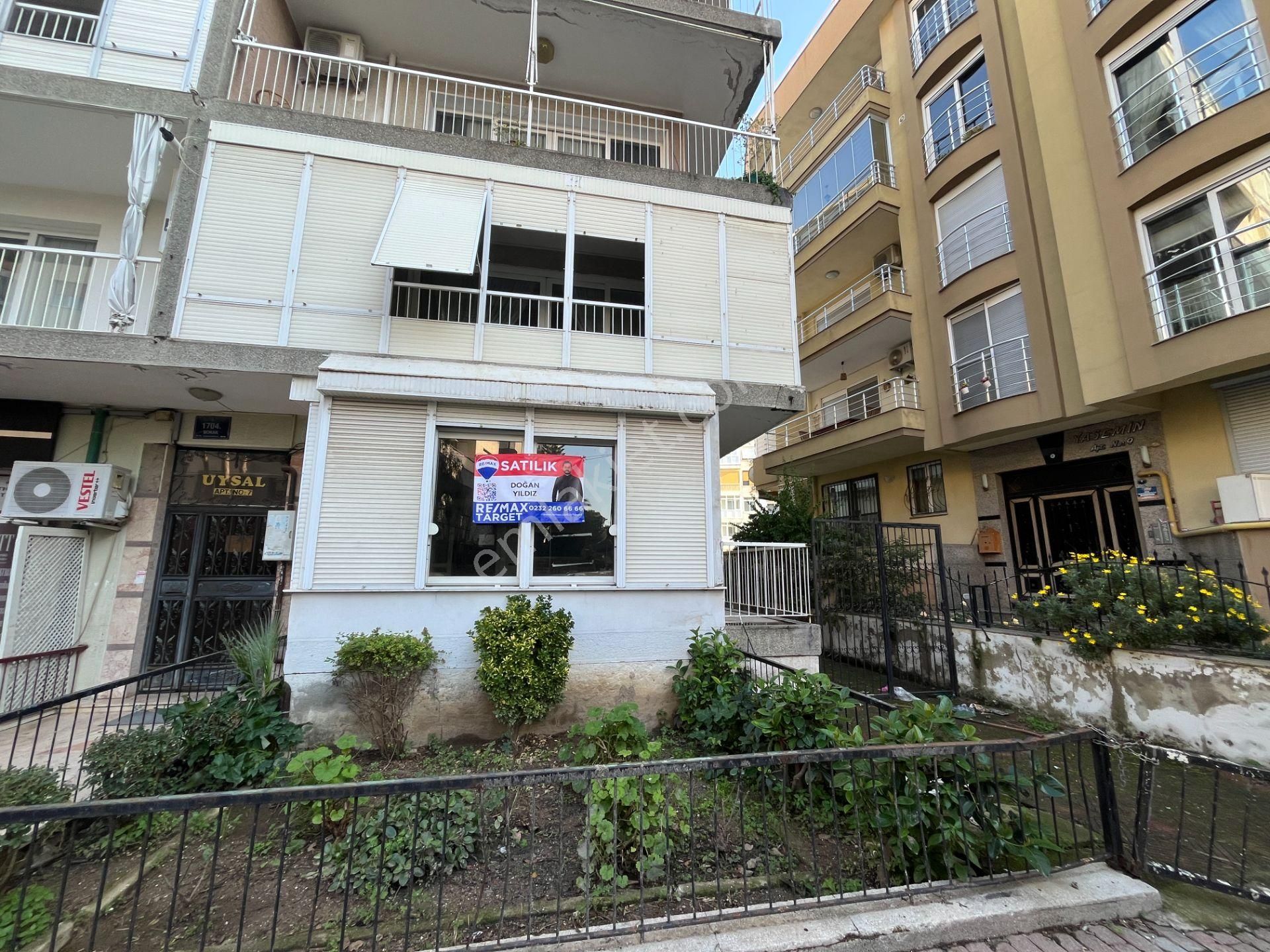 İzmir Karşıyaka Sahil'de Satılık Daire 3+1 87m2 - Görsel 2