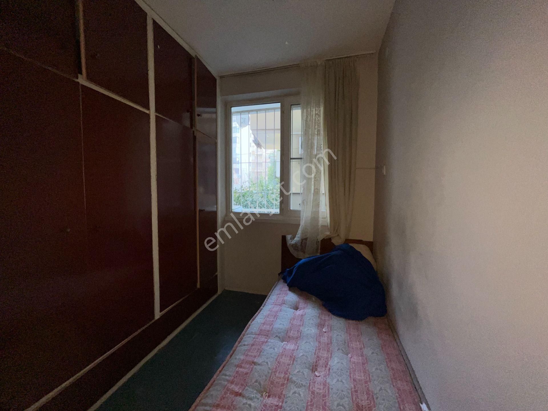 İzmir Karşıyaka Sahil'de Satılık Daire 3+1 87m2 - Görsel 14