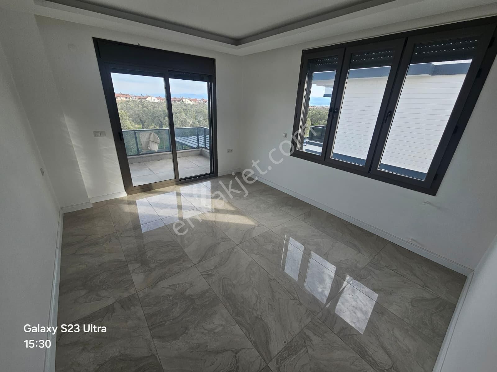 Eu Gayrimenkulden Denize Yakın Havuzlu Tek Müstakil 4+1 Villa - Görsel 9