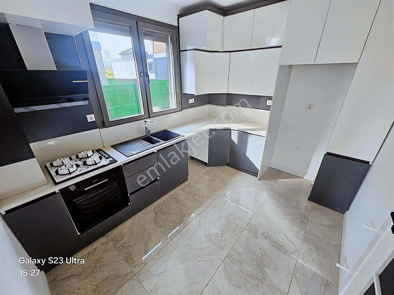 Eu Gayrimenkulden Denize Yakın Havuzlu Tek Müstakil 4+1 Villa - Görsel 11