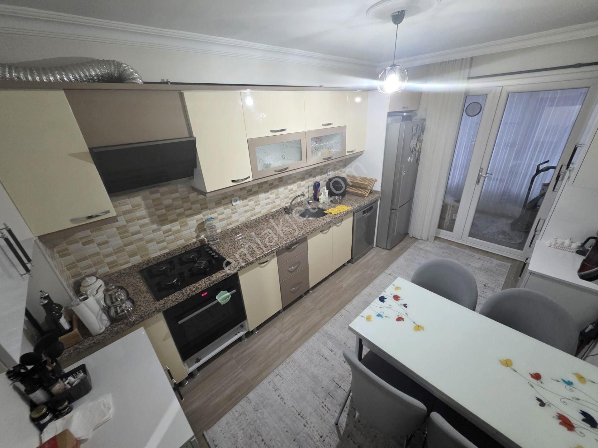 Başkent Caddesi Yakını Full Yapılı Asansörlü Katta 3+1 Daire - Görsel 4