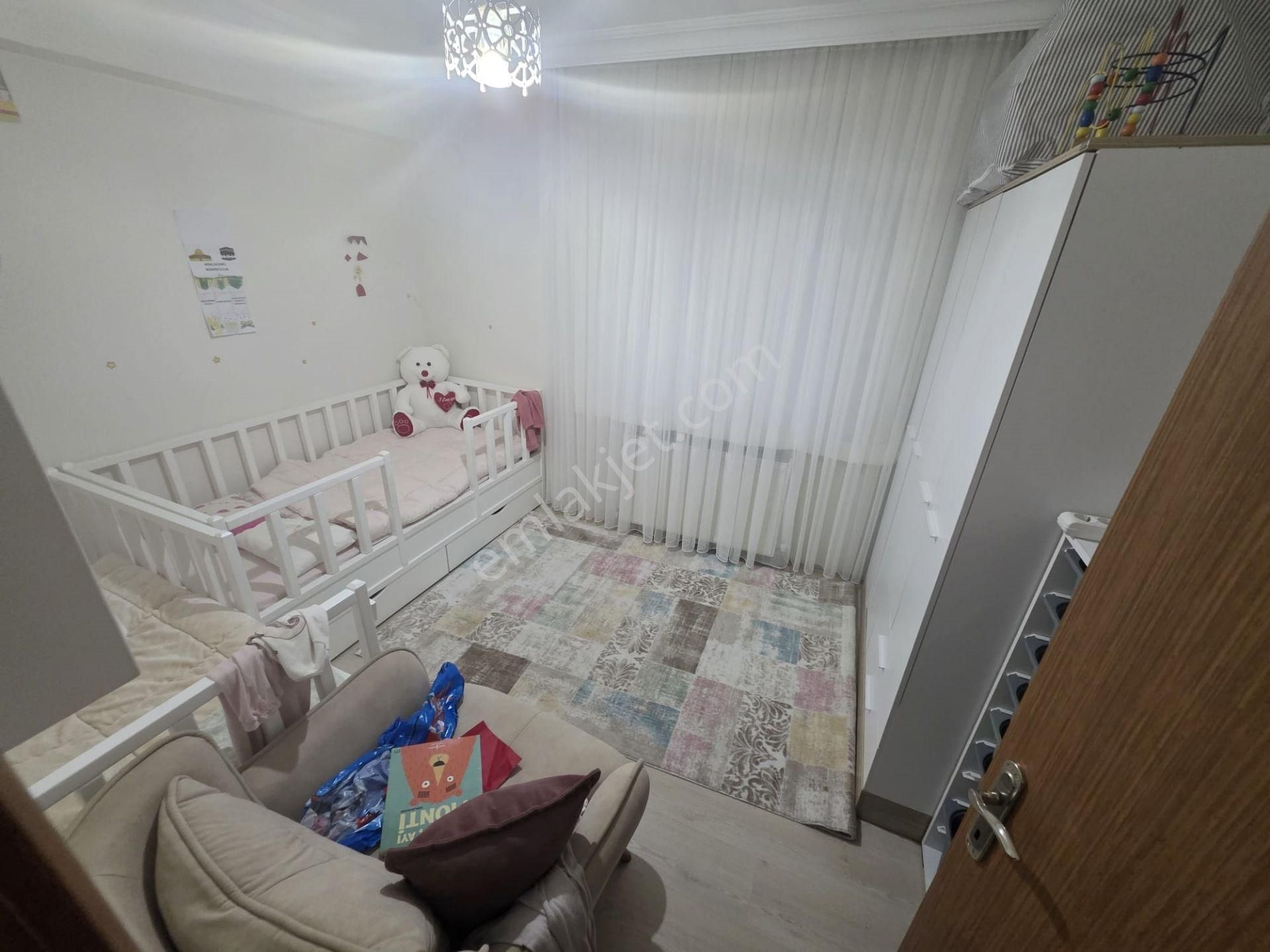 Başkent Caddesi Yakını Full Yapılı Asansörlü Katta 3+1 Daire - Görsel 23