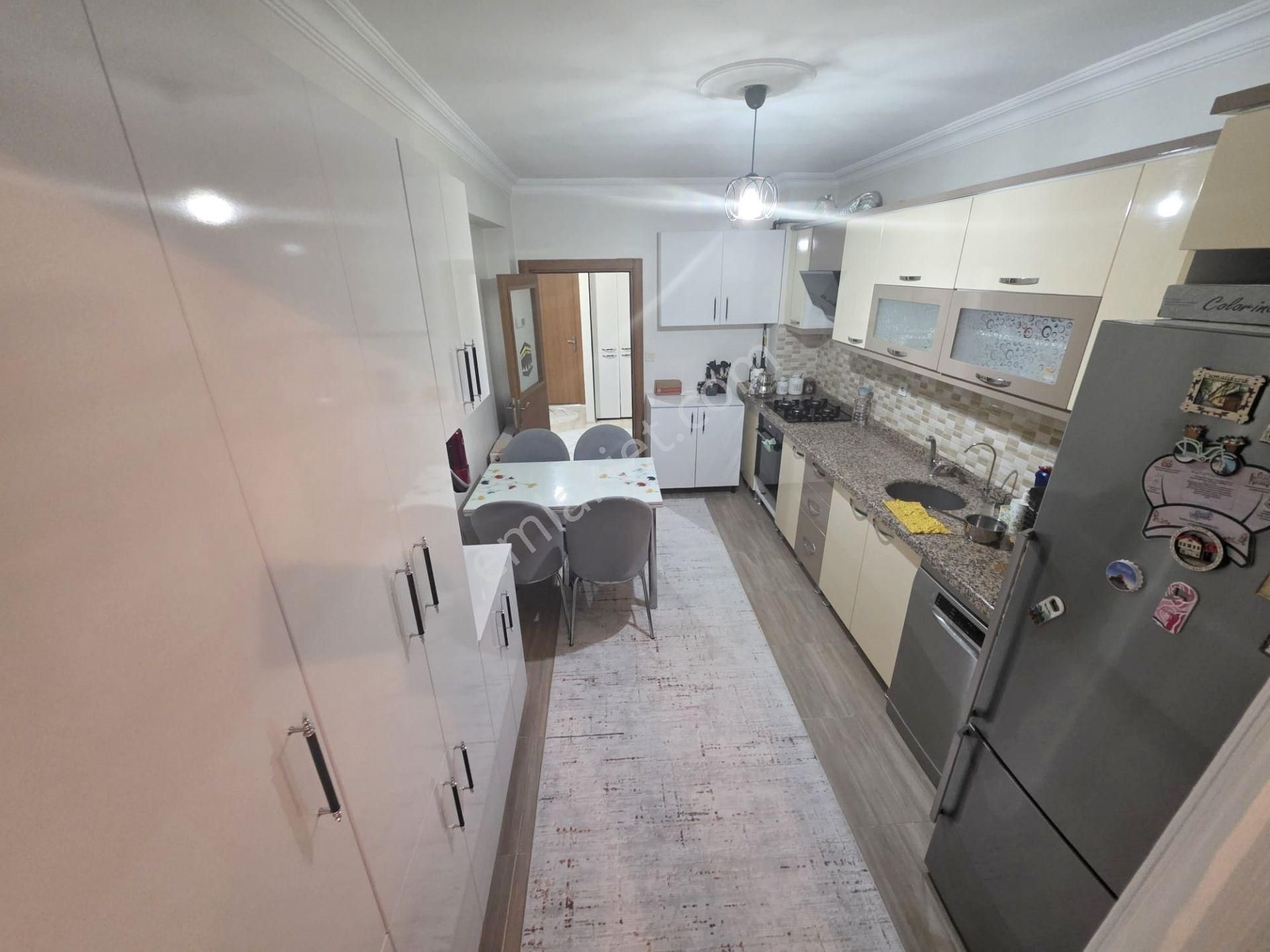 Başkent Caddesi Yakını Full Yapılı Asansörlü Katta 3+1 Daire - Görsel 3