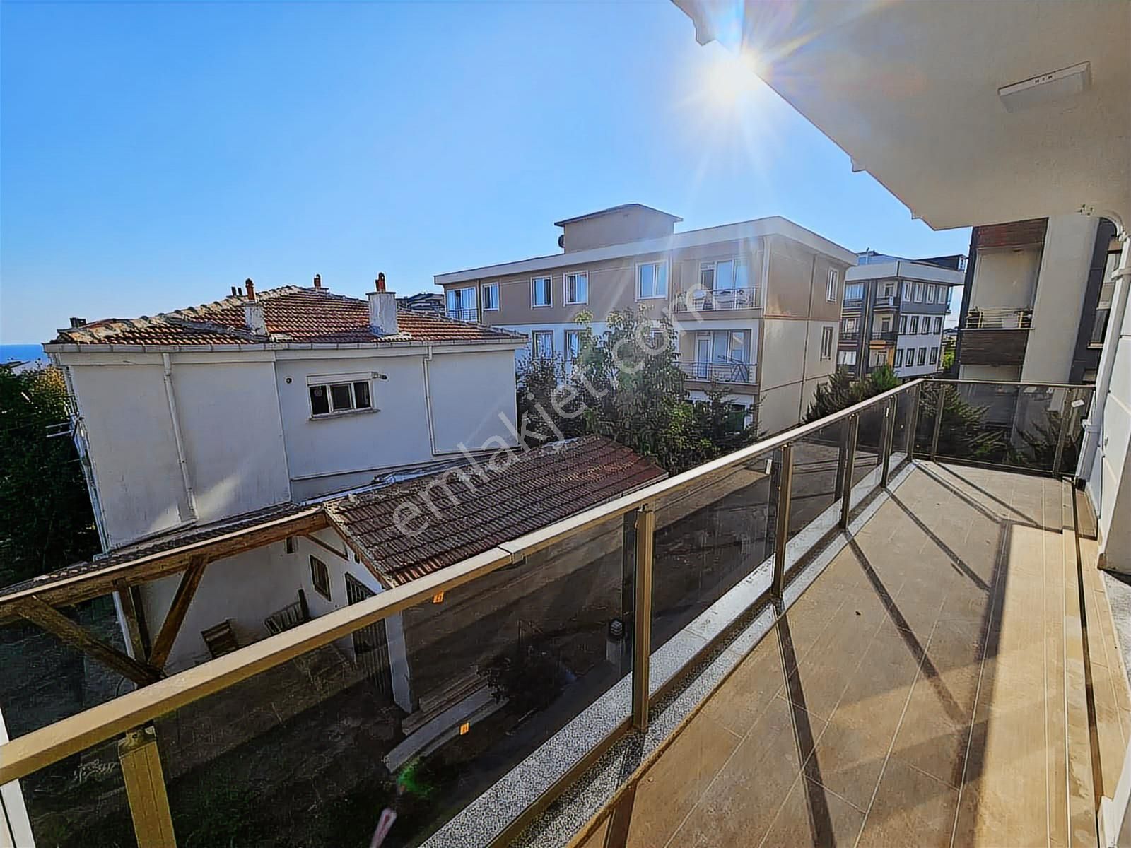 Kamiloba Merkezde Yeni Bina'da Deniz Manzaralı 2+1 Kiralık Daire - Görsel 9