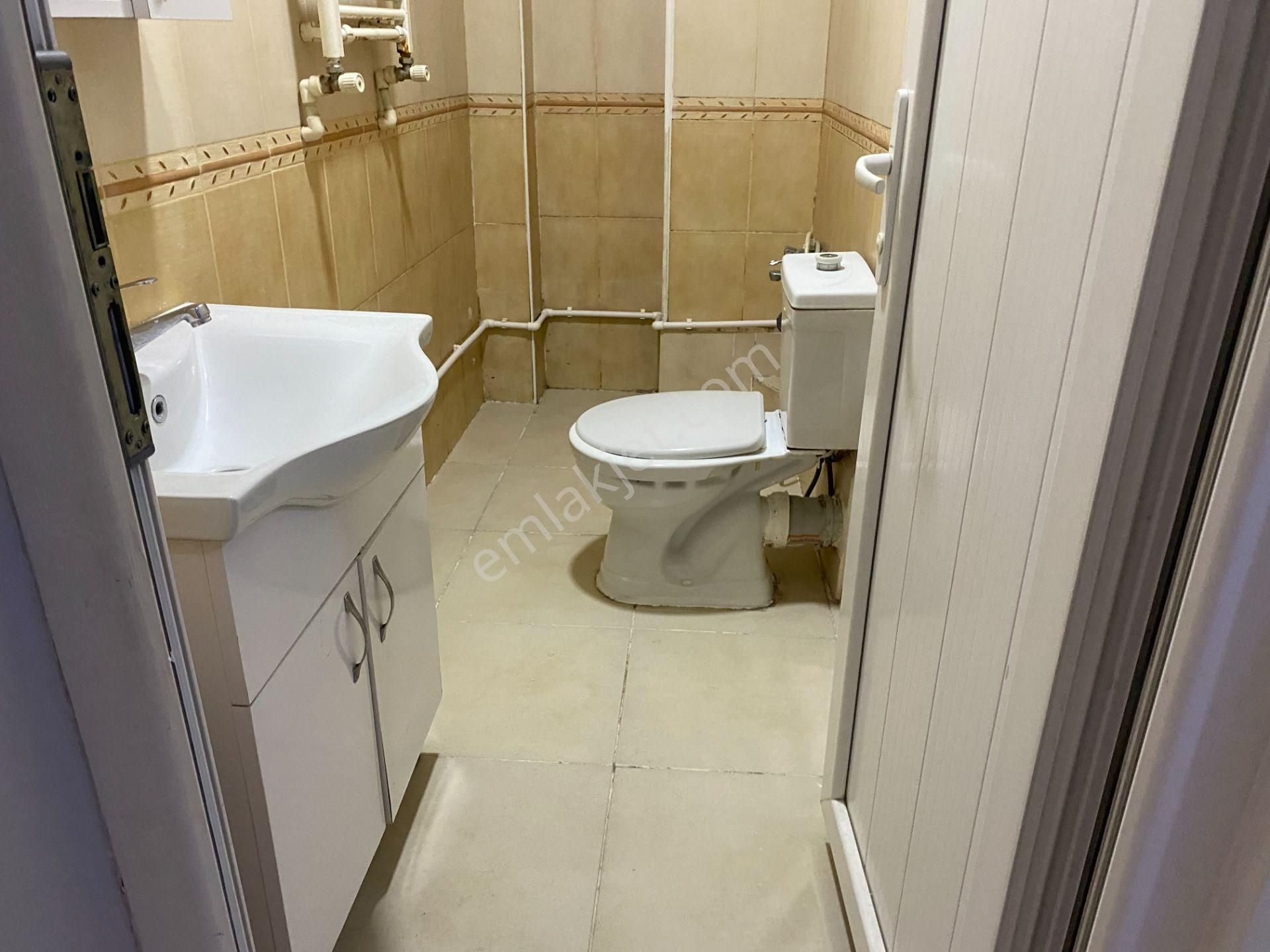 Destan-077-yedikule-merkez-yan-sk-geniş 1-salon+1-oda-kombili-70m2-yüksek-giriş - Görsel 17