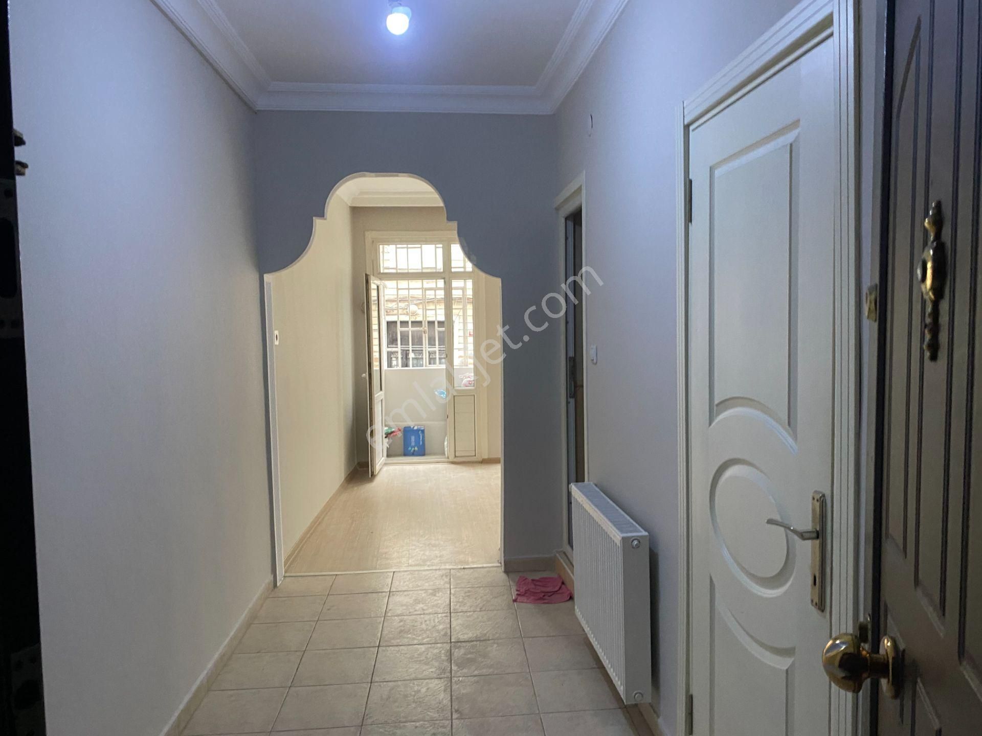 Destan-077-yedikule-merkez-yan-sk-geniş 1-salon+1-oda-kombili-70m2-yüksek-giriş - Görsel 31