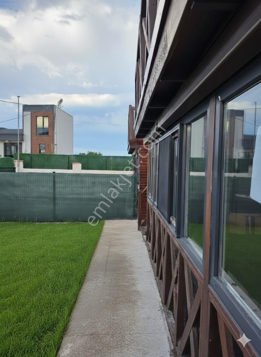 Karaburun'da Deniz Manzaralı, Bahçeli, 2 Katlı Müstakil Ev! - Görsel 3