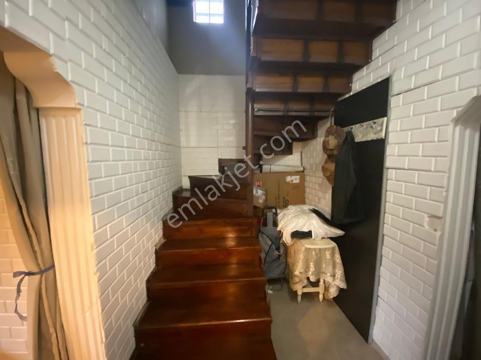 Küçükkuyu Mıhlıda Deniz Manzaralı 5+1 Villa - Görsel 32