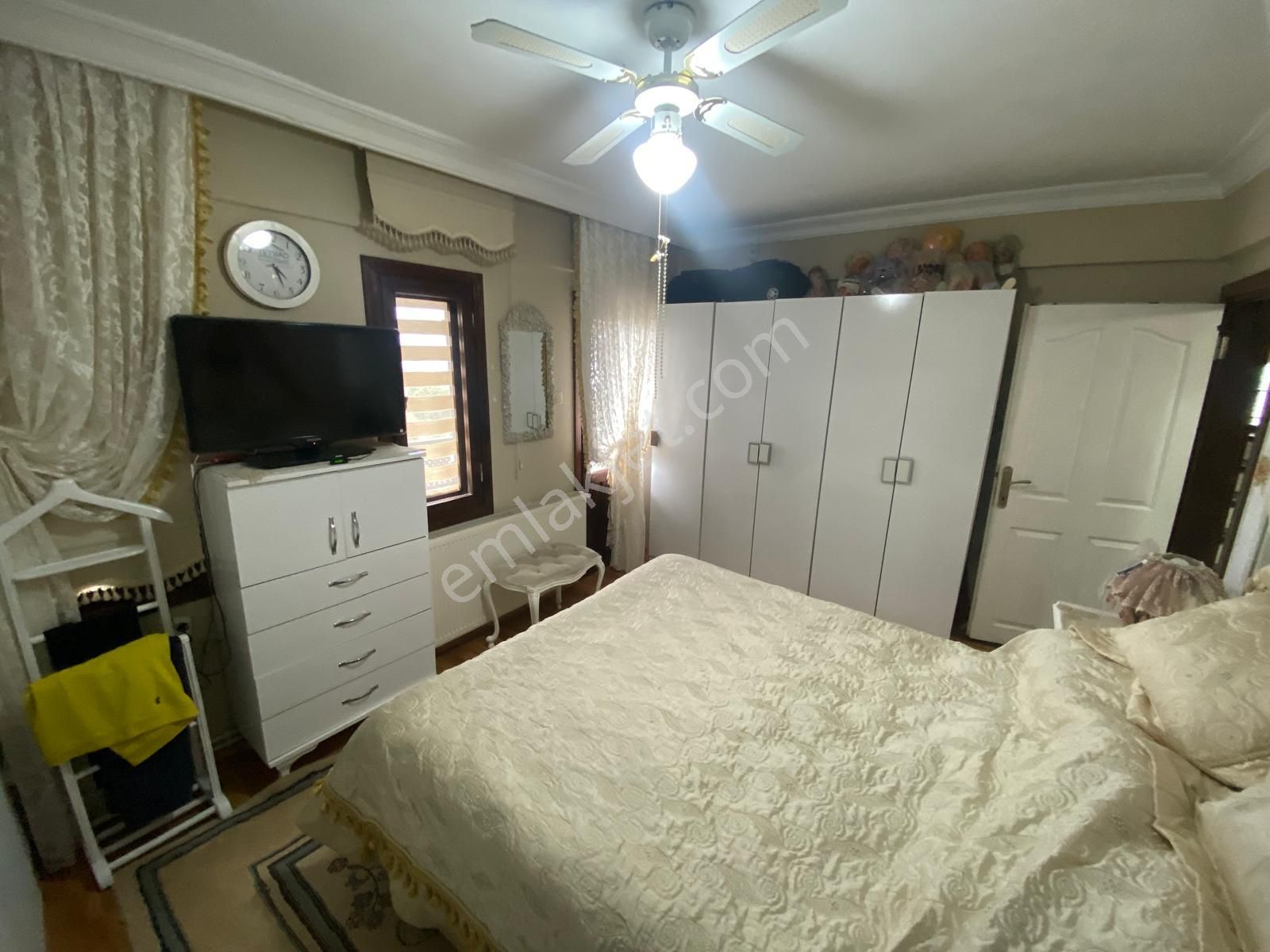 Küçükkuyu Mıhlıda Deniz Manzaralı 5+1 Villa - Görsel 21