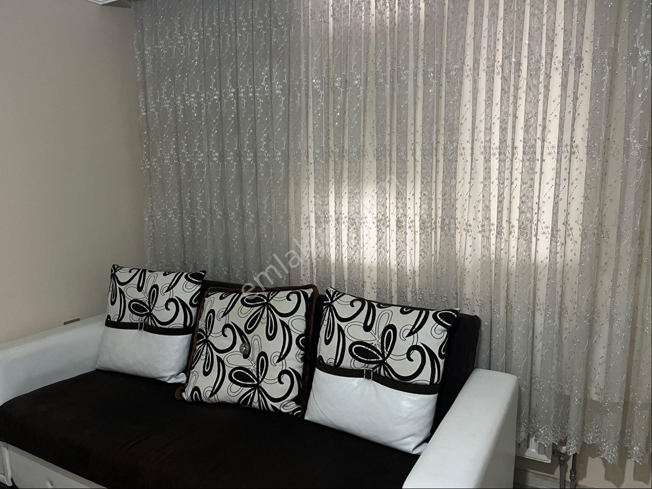 Uşak Merkez Cumhuriyet Mahallesinde Satılık 2+1 Daire - Görsel 15