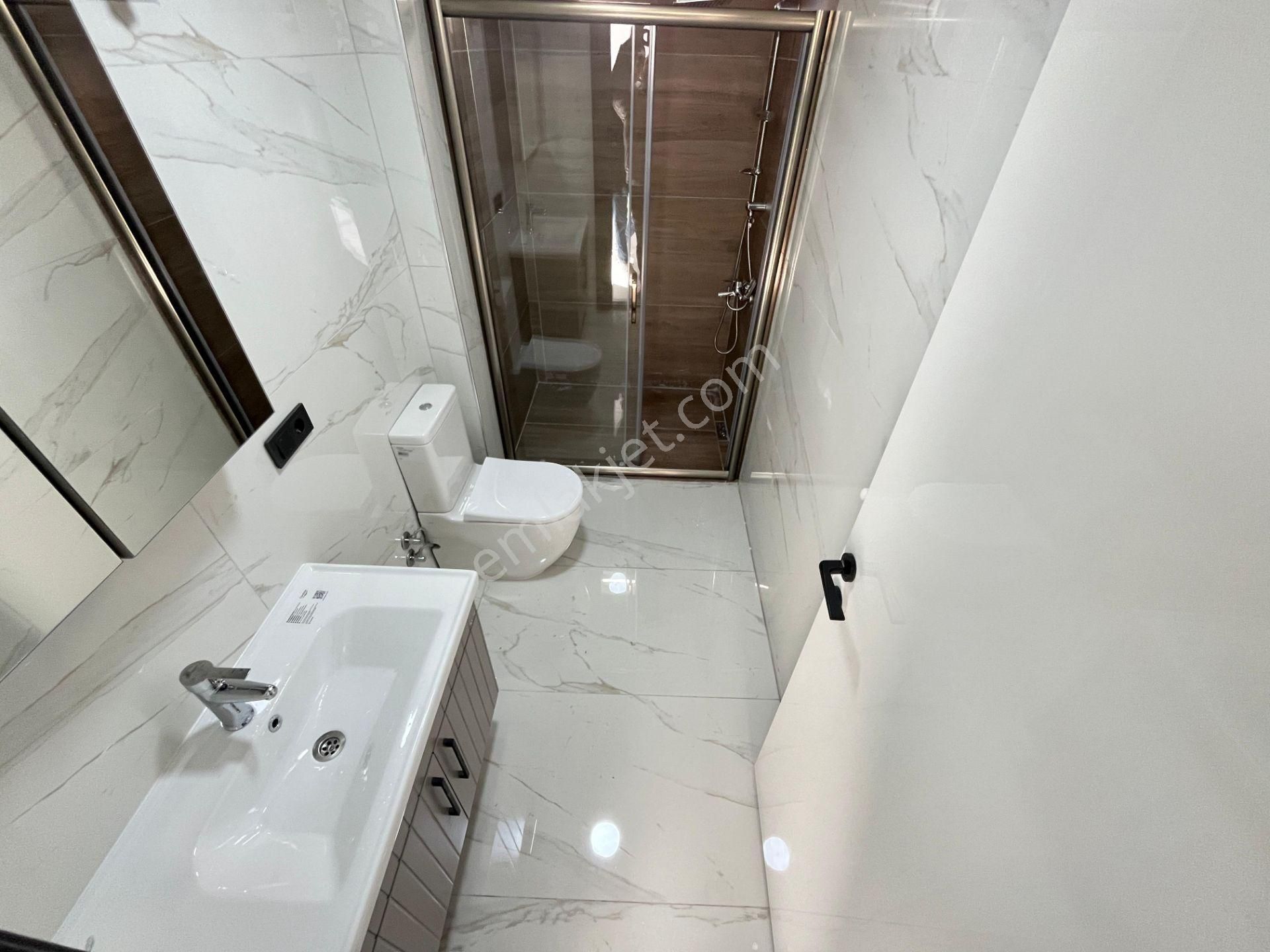 Gürsoy'dan Akçay Merkezde Bahçeli Ön Cephe Fırsat 2+1 Daire - Görsel 23