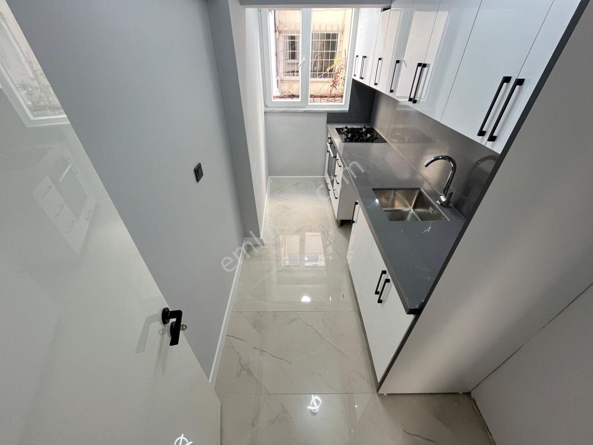 Gürsoy'dan Akçay Merkezde Bahçeli Ön Cephe Fırsat 2+1 Daire - Görsel 13