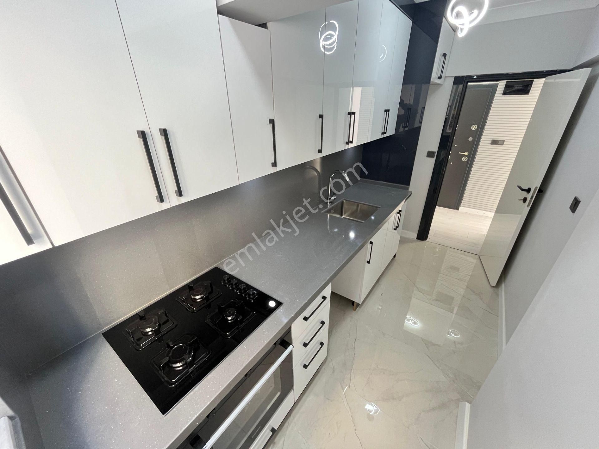 Gürsoy'dan Akçay Merkezde Bahçeli Ön Cephe Fırsat 2+1 Daire - Görsel 14