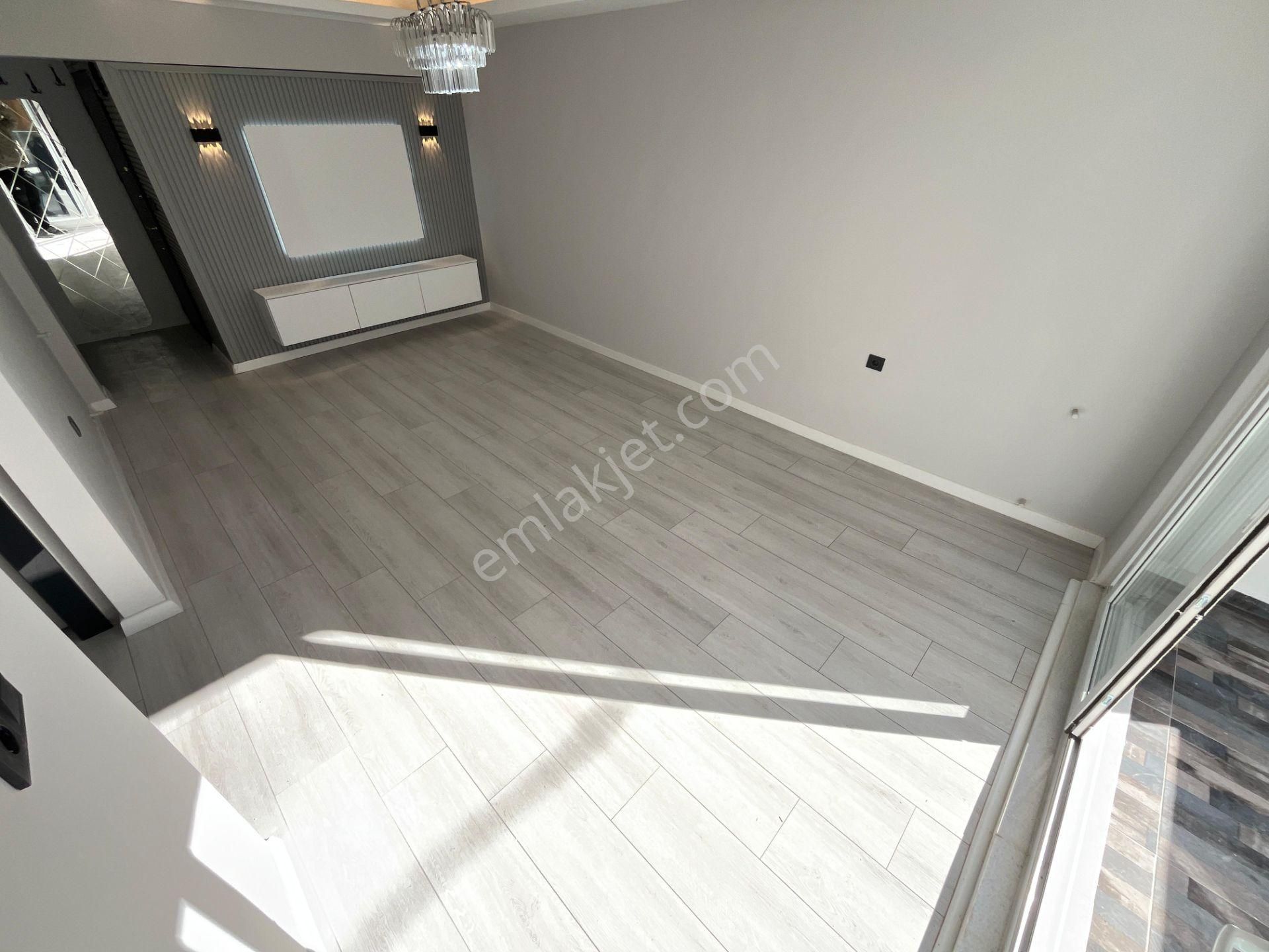 Gürsoy'dan Akçay Merkezde Bahçeli Ön Cephe Fırsat 2+1 Daire - Görsel 7