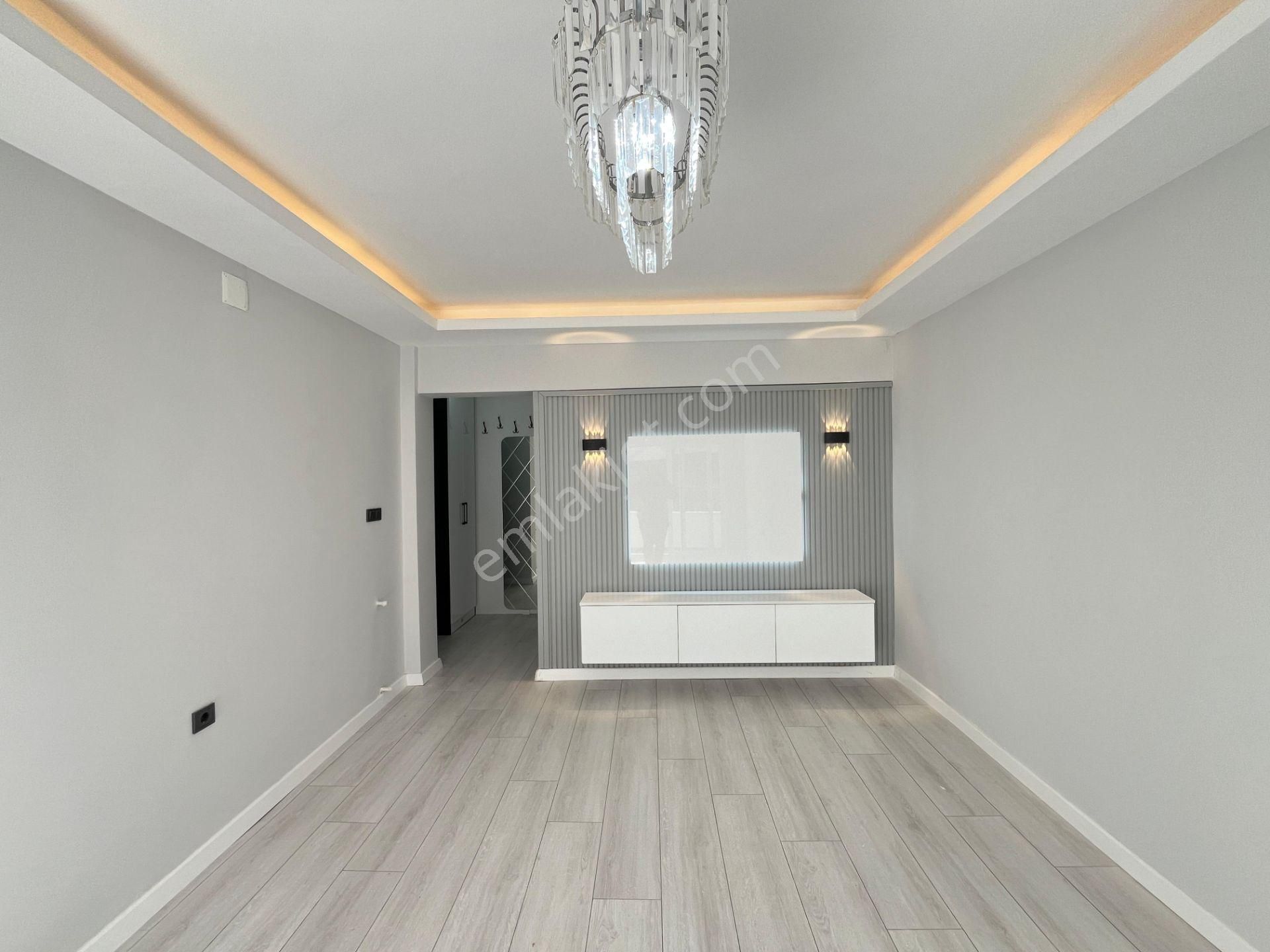 Gürsoy'dan Akçay Merkezde Bahçeli Ön Cephe Fırsat 2+1 Daire - Görsel 10