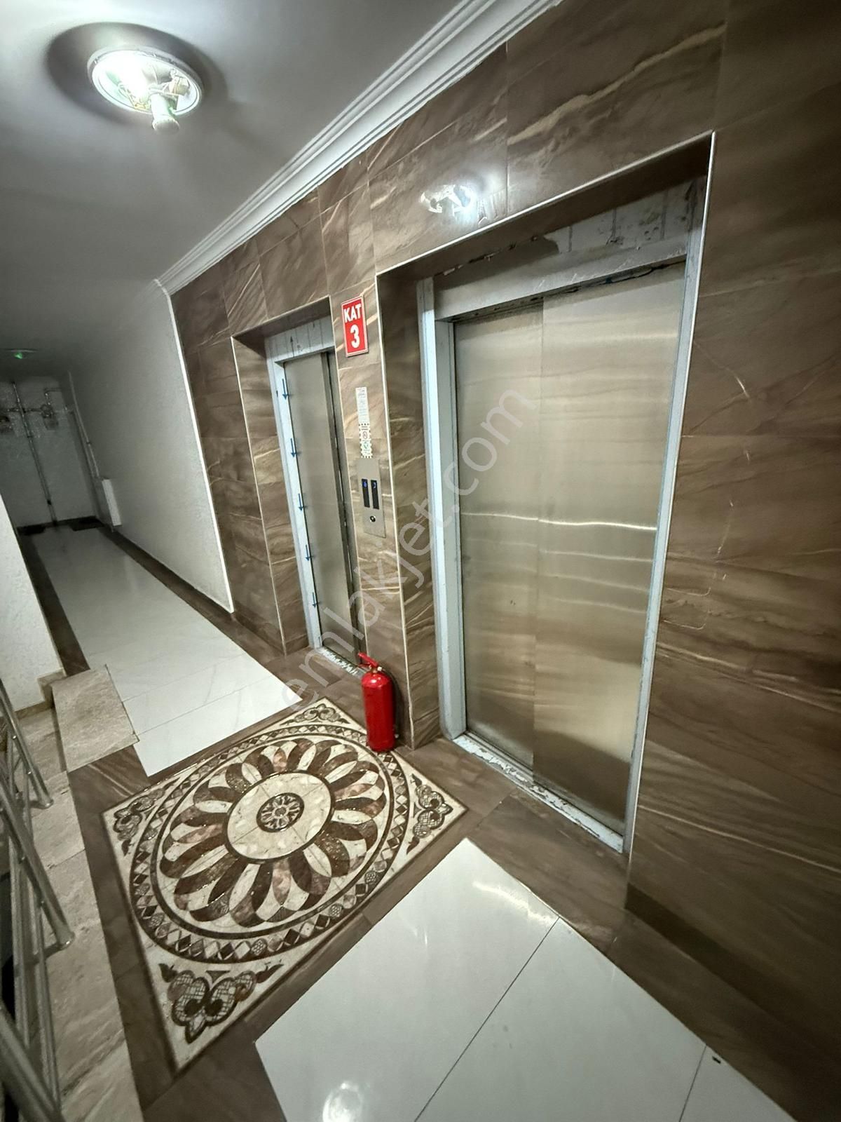 Beylikdüzü Merkezinde Geniş M2 Oturuma Hazır Eşyalı Kiralık Daire !! - Görsel 29