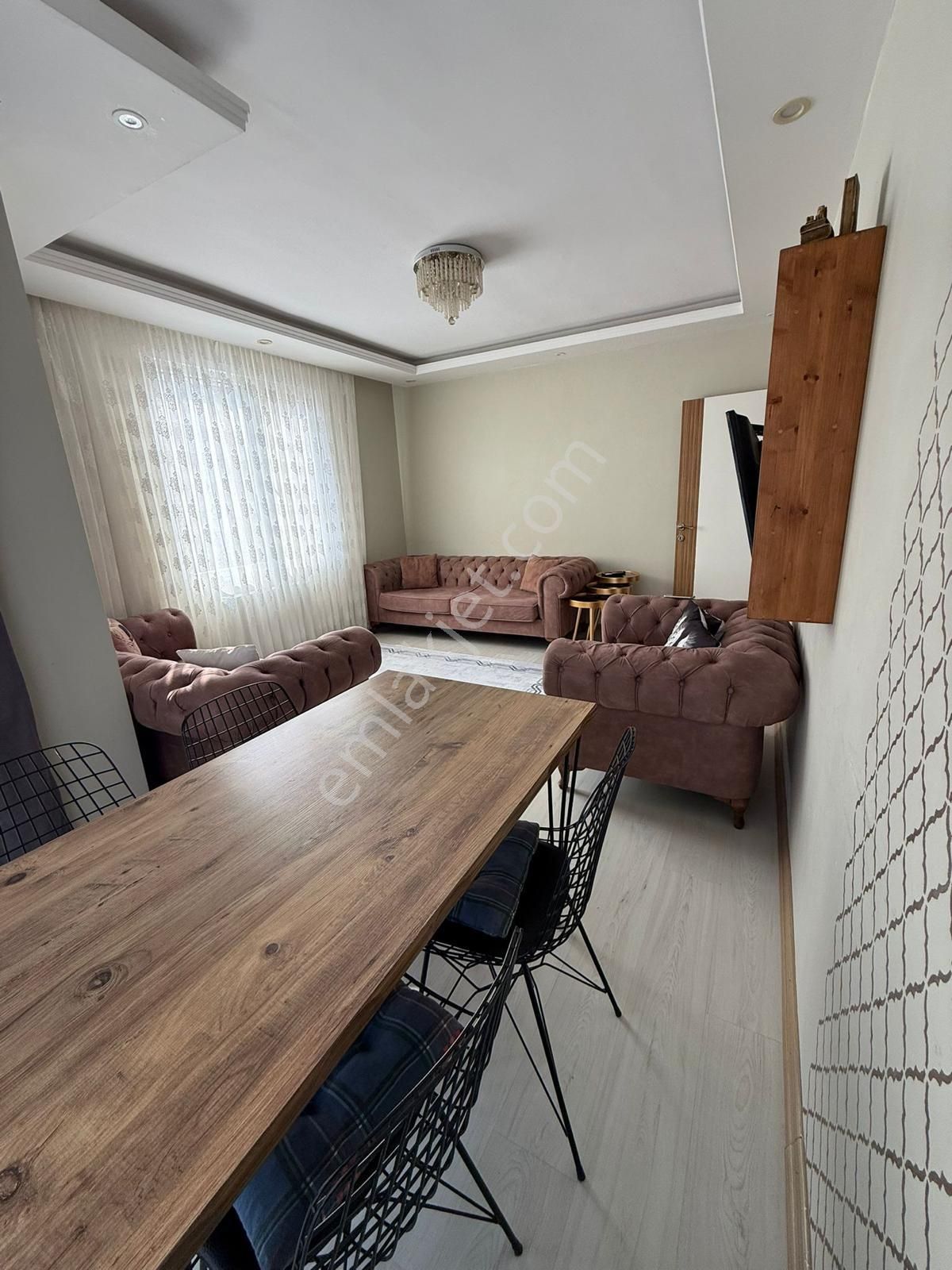 Beylikdüzü Merkezinde Geniş M2 Oturuma Hazır Eşyalı Kiralık Daire !! - Görsel 14