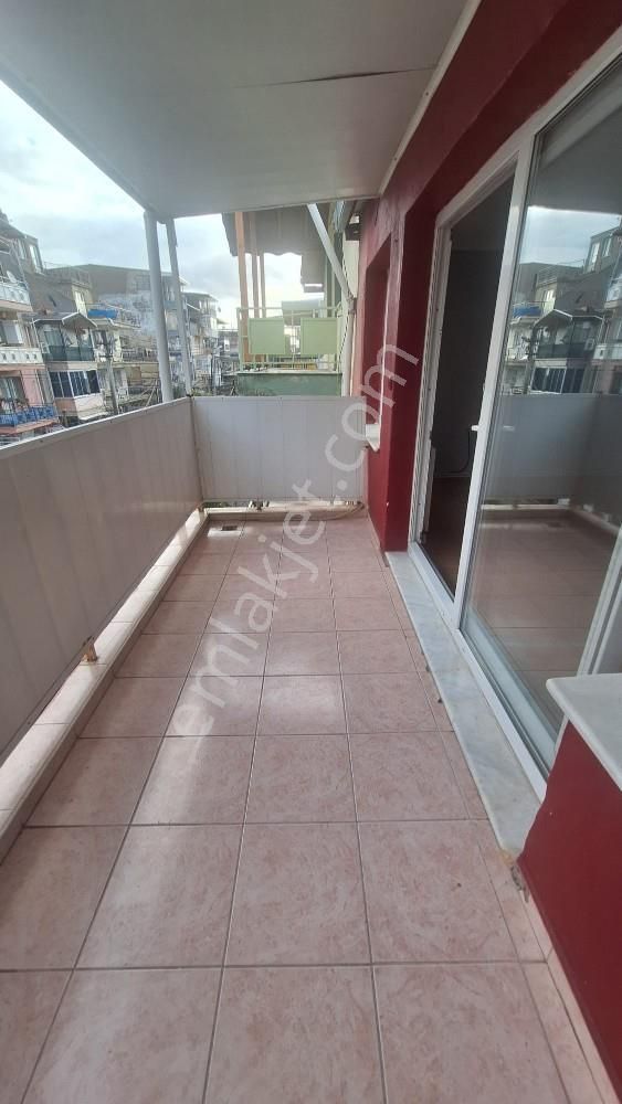 Bornova/inönü Mah. 120 M2 Teraslı 3+1 Kiralık Daire - Görsel 23