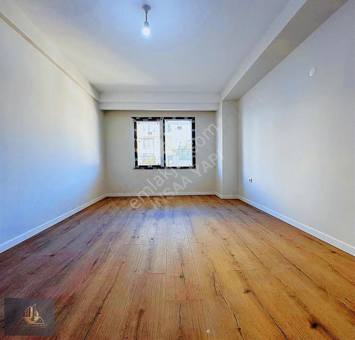 Beylikdüzü Kavaklı'da Satılık 2+1 Vadi Manzaralı Site İçi Daire - Görsel 3