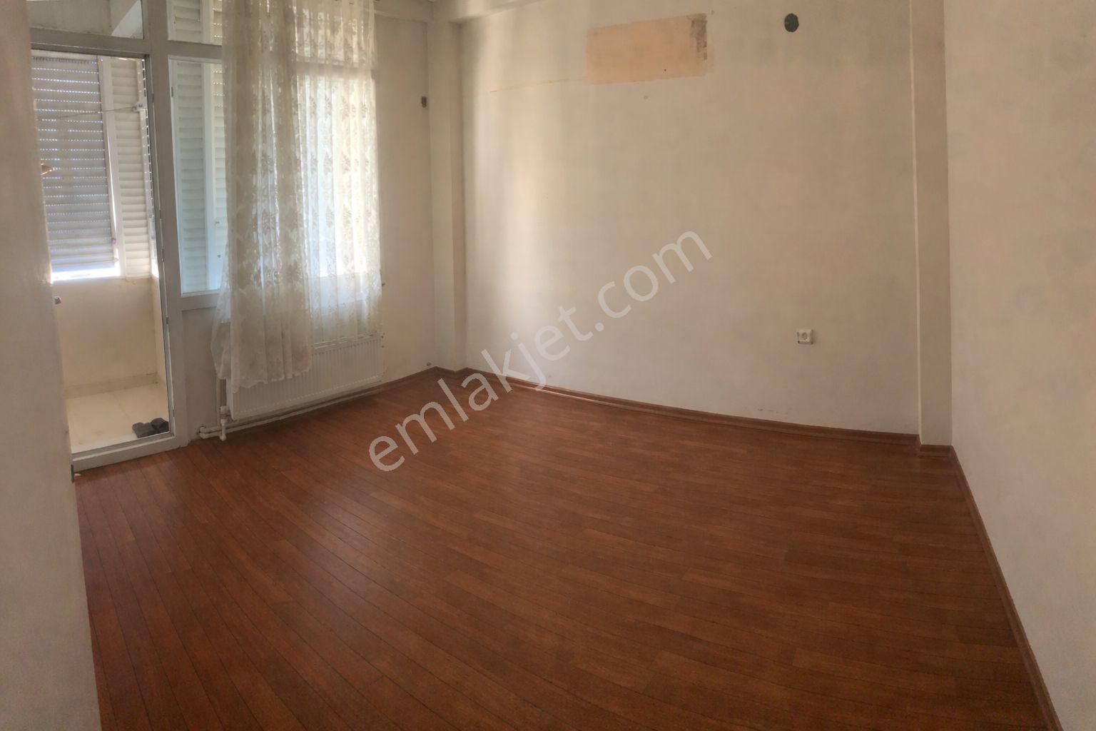 Buca Merkez Eğitim Fakültesine Çok Yakın Sahibinden Kiralık 2+1 Daire - Görsel 13
