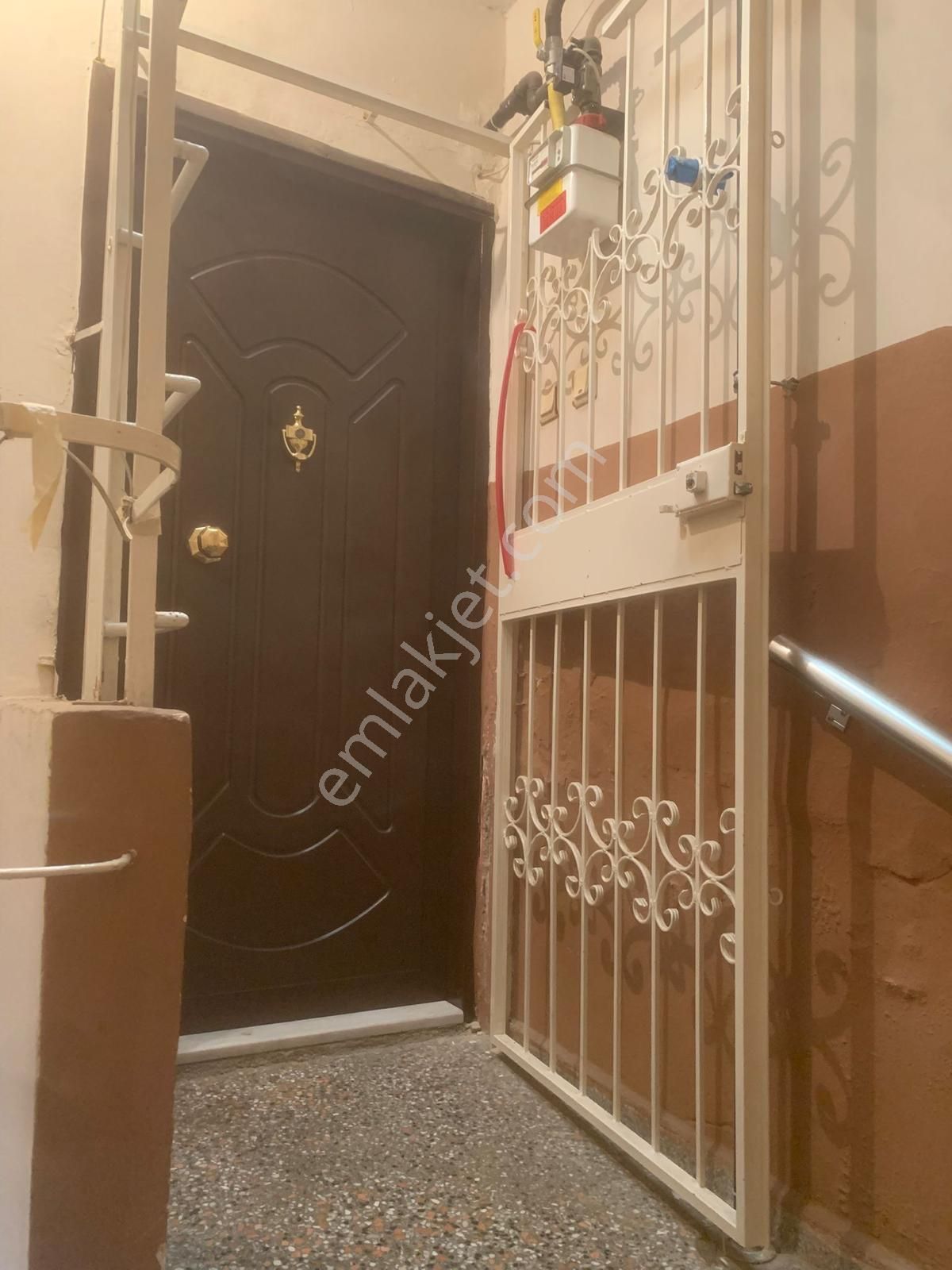 Buca Merkez Eğitim Fakültesine Çok Yakın Sahibinden Kiralık 2+1 Daire - Görsel 12