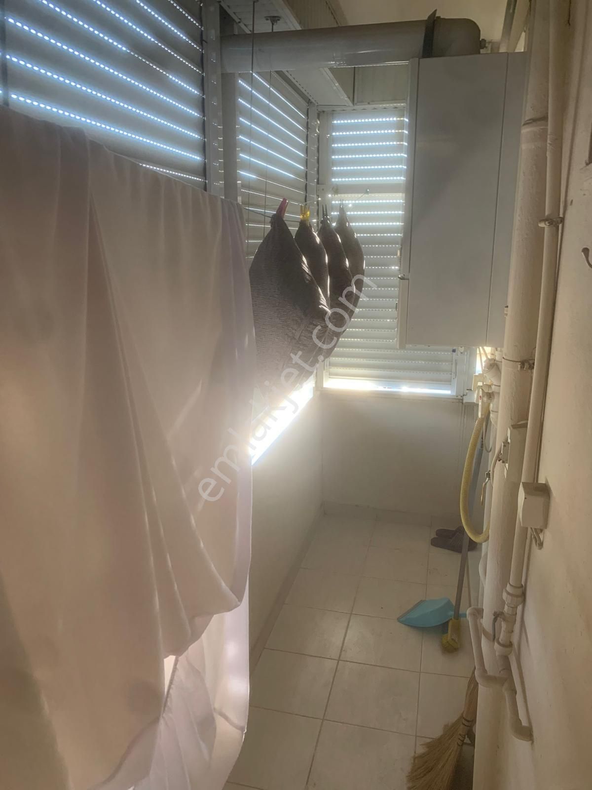 Buca Merkez Eğitim Fakültesine Çok Yakın Sahibinden Kiralık 2+1 Daire - Görsel 8