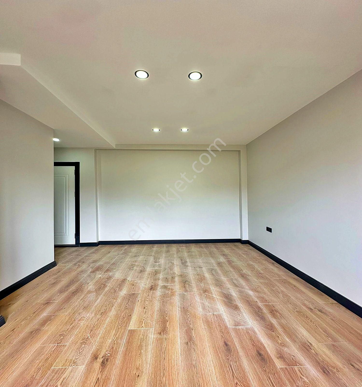 Beylikdüzü Kavaklı Mh.'de 3+1 Satılık Sıfır Arakat Daire - Görsel 13