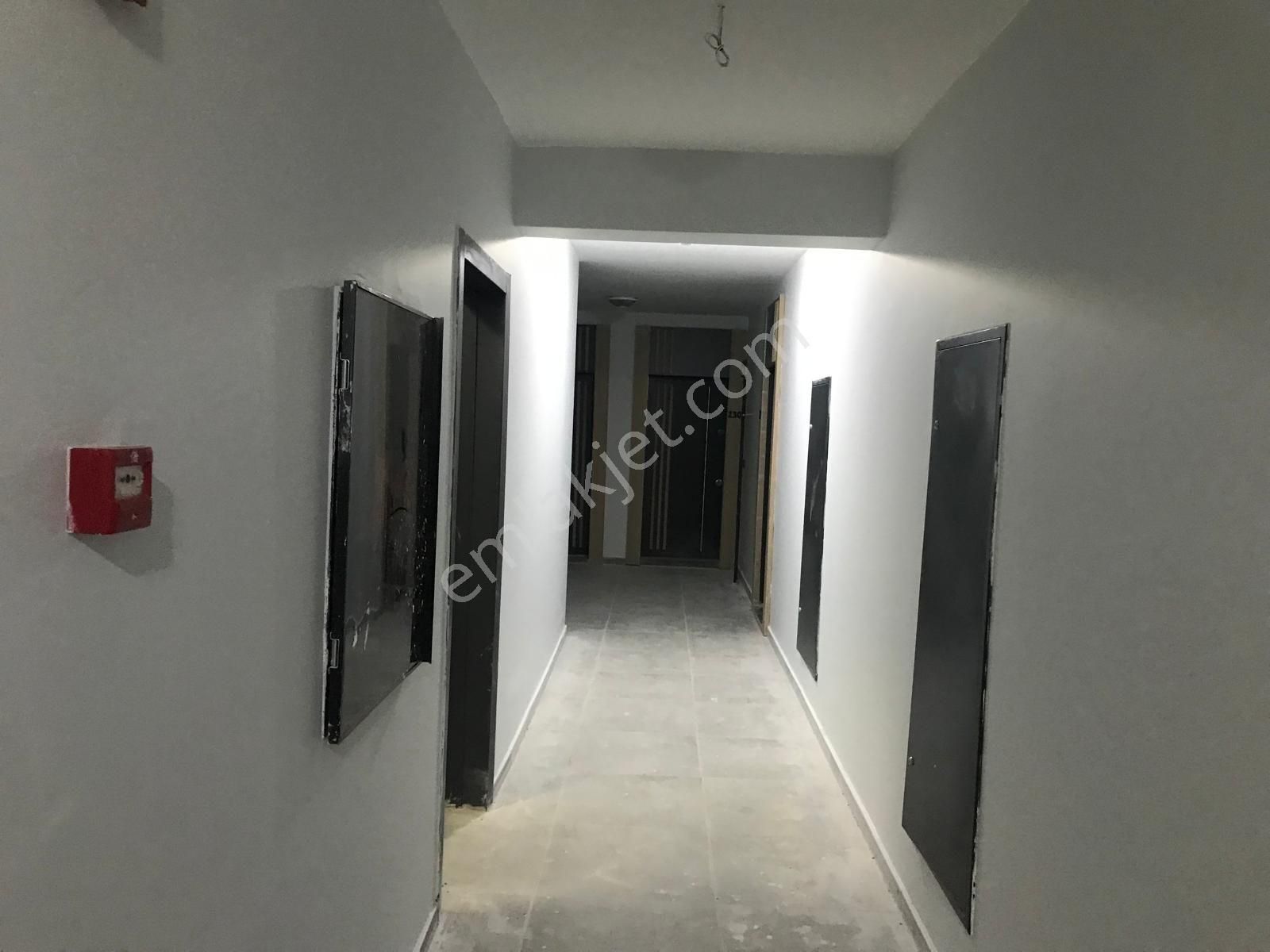 Yenimahalle Cumhuriyet Mahallesi İstanbul Yolu Metro Durağı 50 Adım 2+1 Güney Cephe 14.kat - Görsel 17