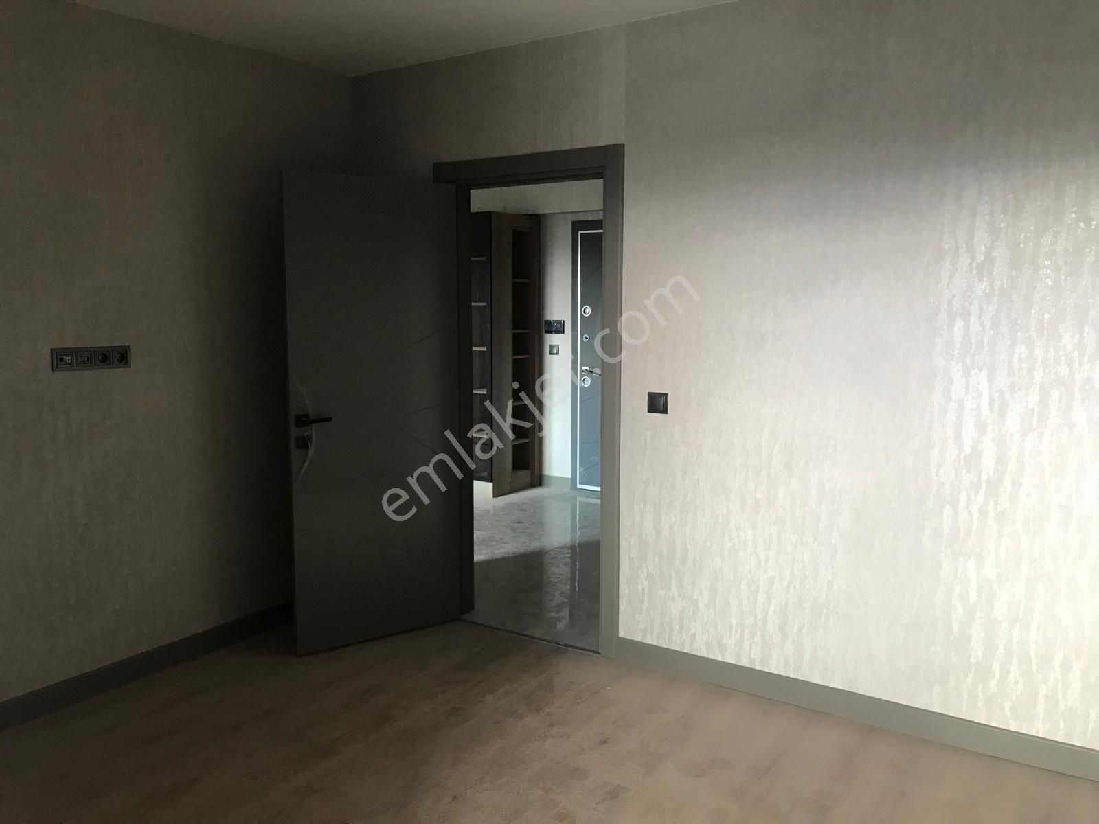 Yenimahalle Cumhuriyet Mahallesi İstanbul Yolu Metro Durağı 50 Adım 2+1 Güney Cephe 14.kat - Görsel 10