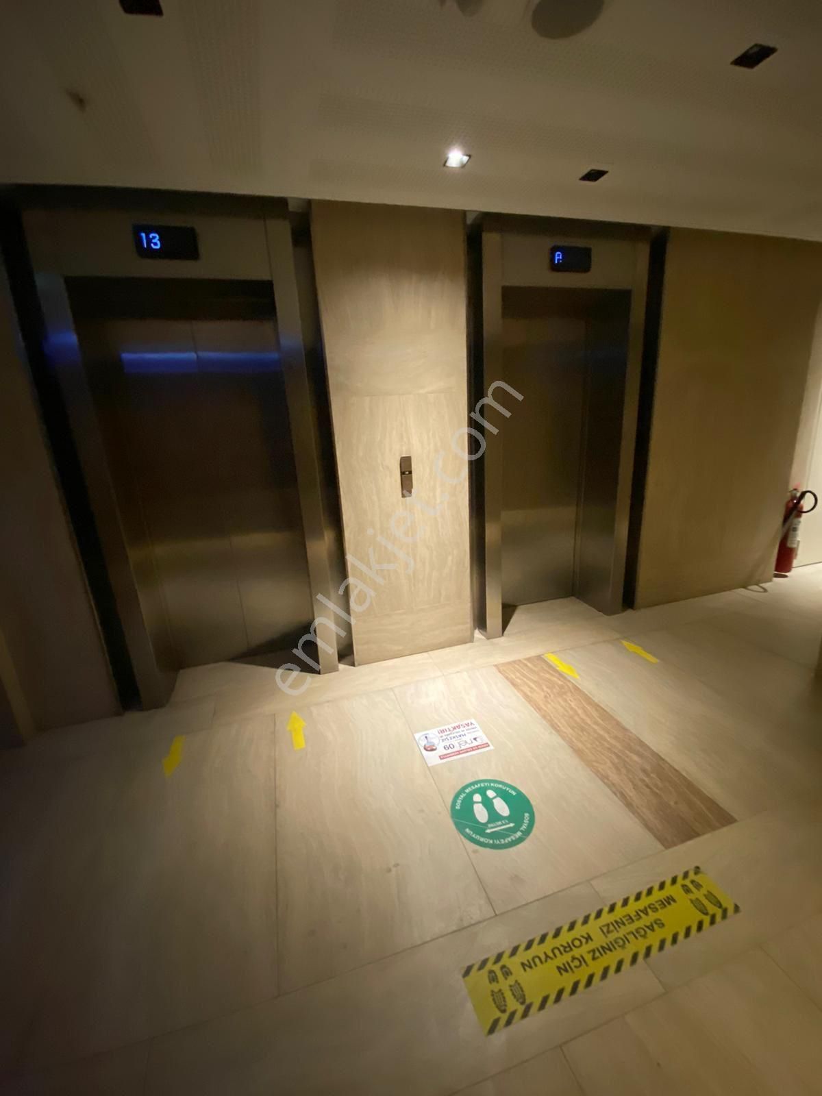 Nef 09 Plazada Metroya Çok Yakın Kiralık Ofis - Görsel 5