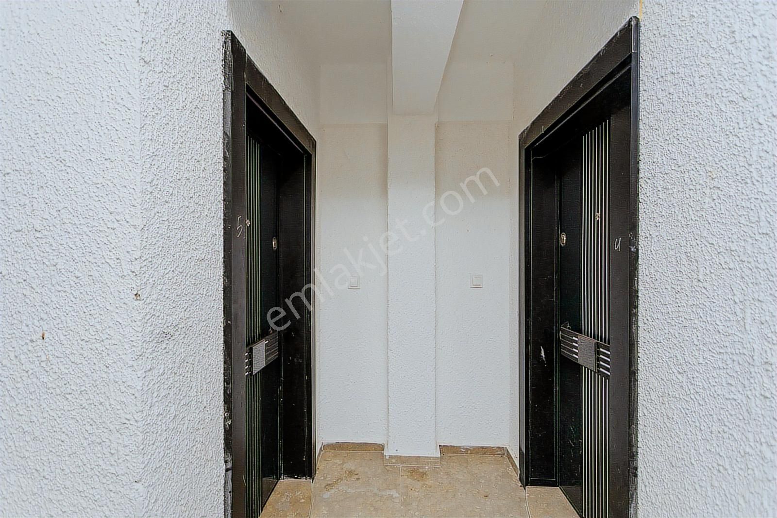 Foça Hacıveli Mah. Bağ Evlerinde Satılık 2+1 Eşyalı Daire - Görsel 7