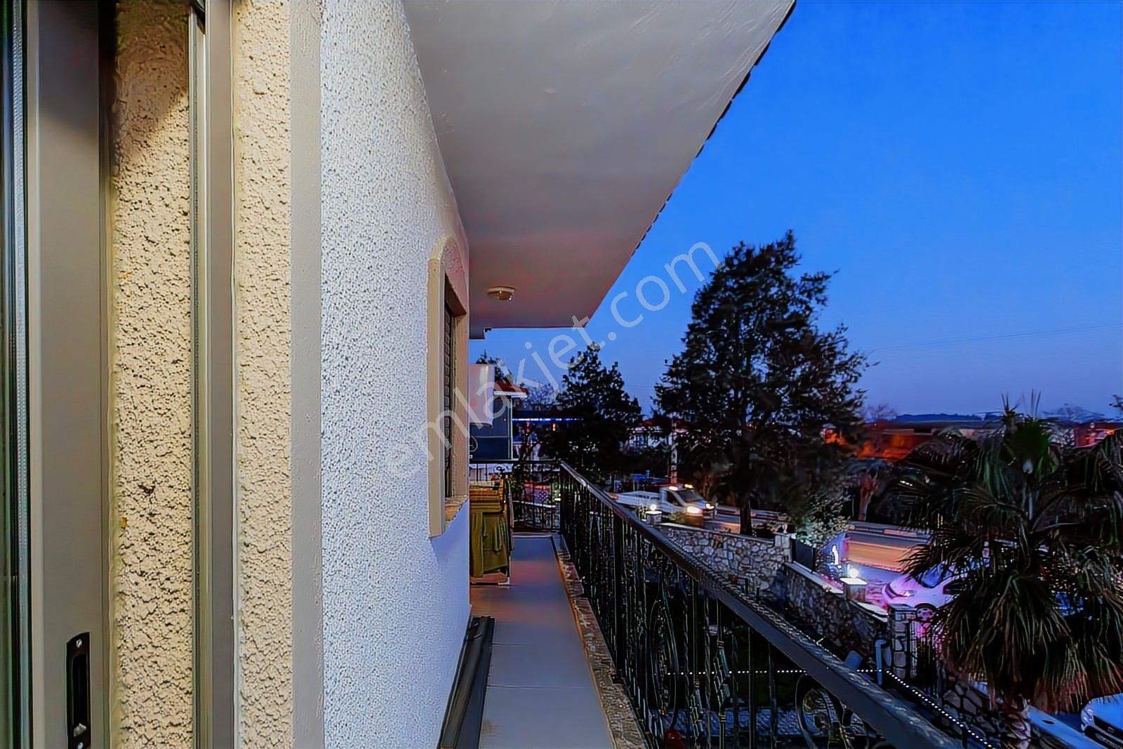 Foça Hacıveli Mah. Bağ Evlerinde Satılık 2+1 Eşyalı Daire - Görsel 17