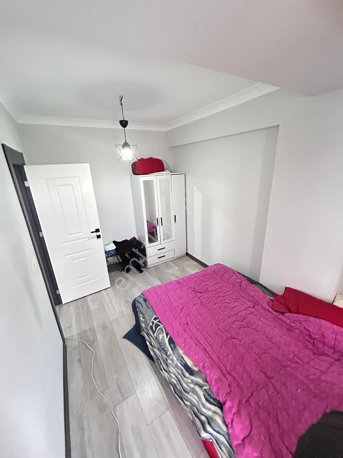 Rumeli Mah Cumhuriyet Parkına Yakın 1+1 Fırsat Daire - Görsel 3