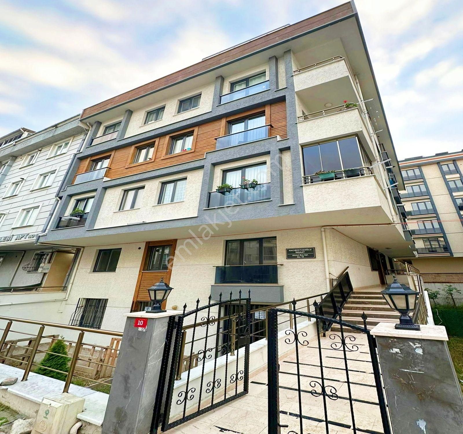 Beylikdüzü Yakuplu'da 5+2 195m2 Ön Cephe Dubleks Daire Fırsatı - Görsel 30
