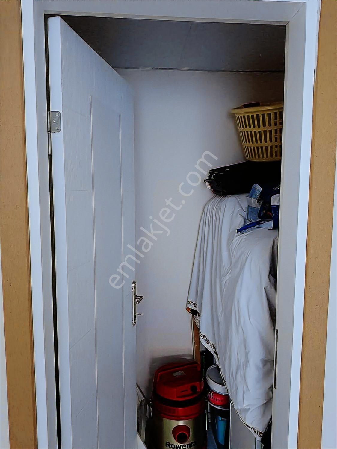 Aydın Merkez Fatih Mahallesi'nde Satılık Otoparklı Asansörlü 1+1 - Görsel 2