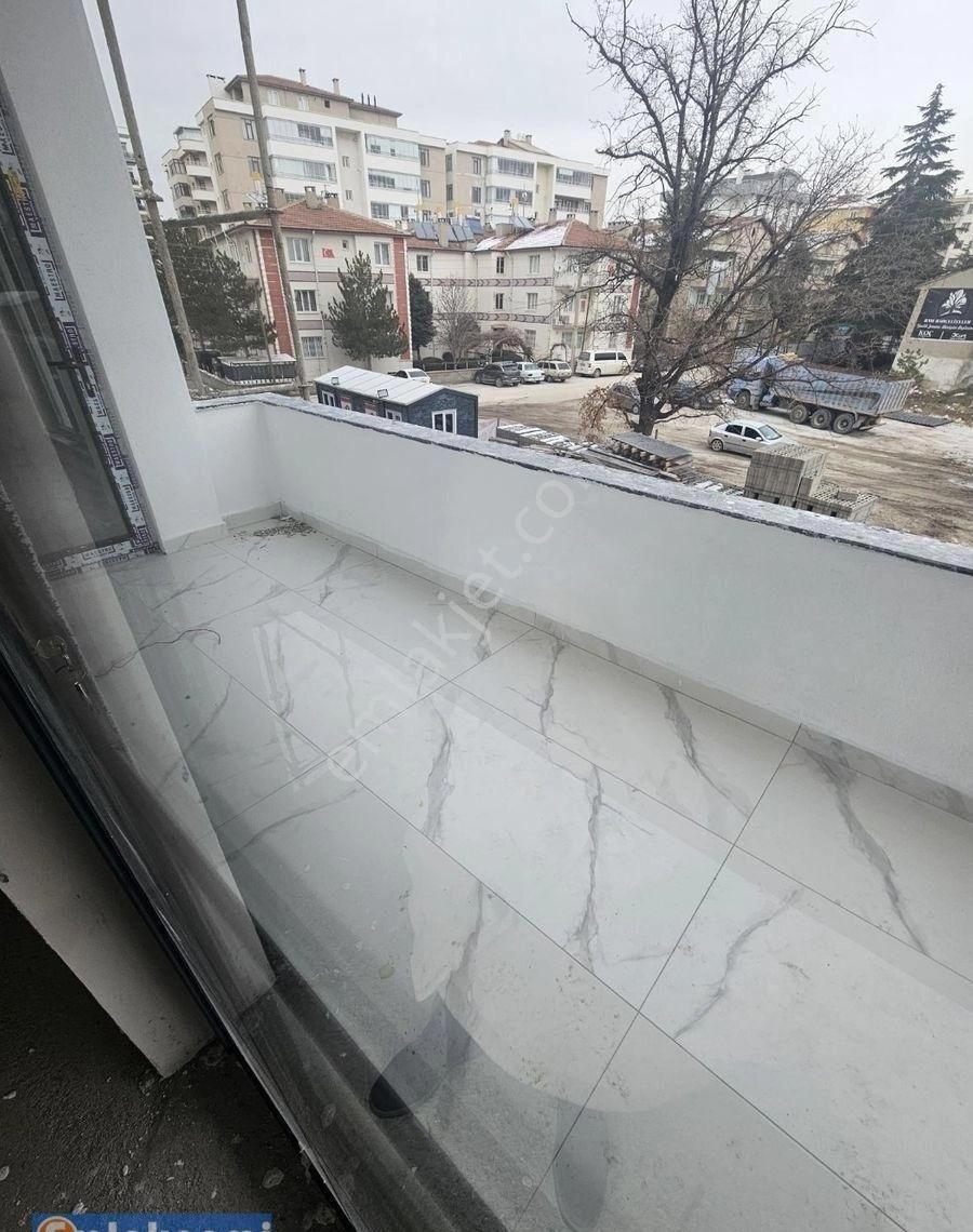 Emlaknomi'den Hacımutahır'da 3+1 3 Aya Teslim Lüks Ara Kat Satılık Daıreler - Görsel 7