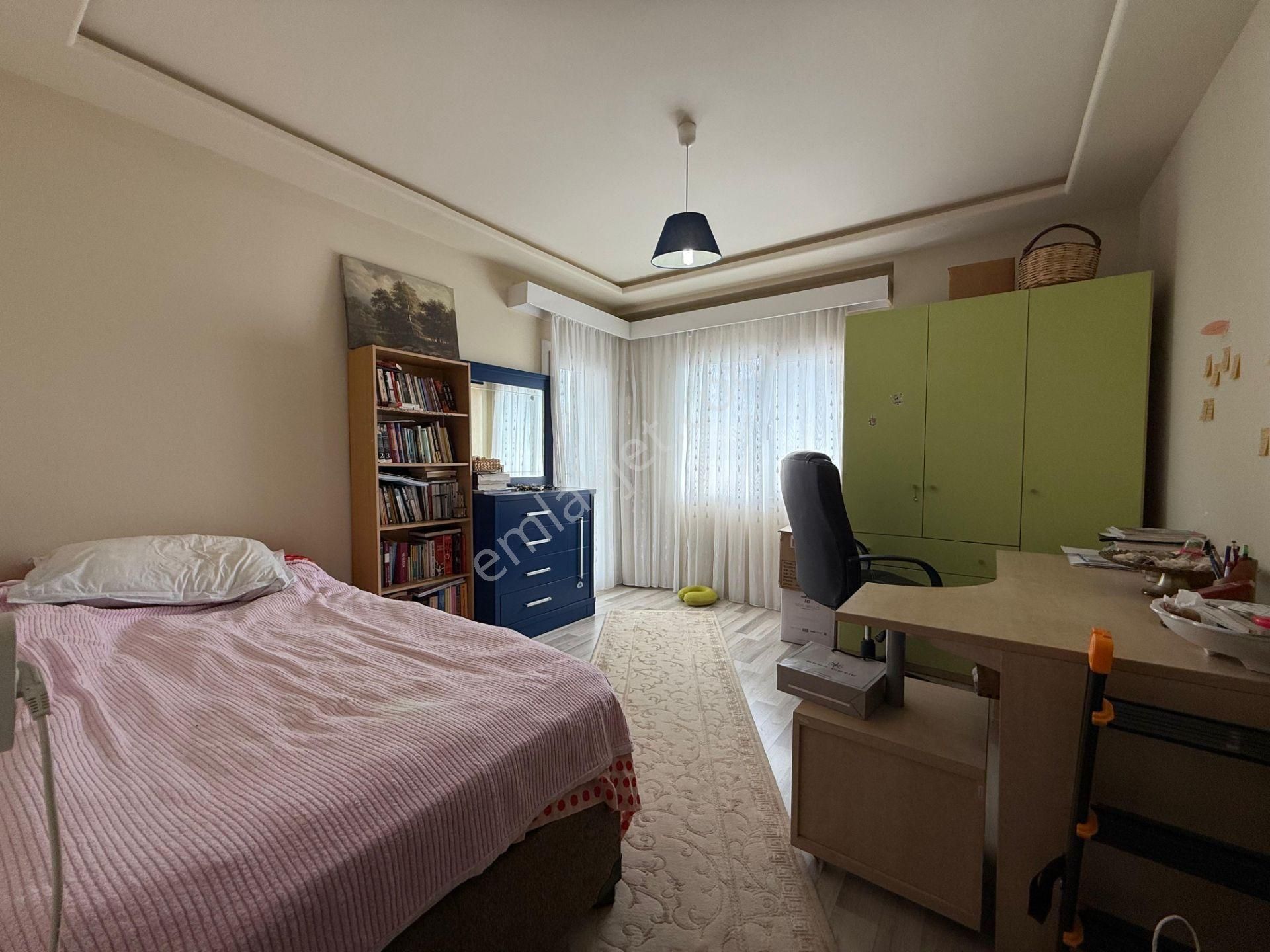 T.özal Hasan Usta Civ. 9 Yaş/2+1/3 Cepheli/3 Balkonlu/iskanlı Kaçmaz Dairee - Görsel 9