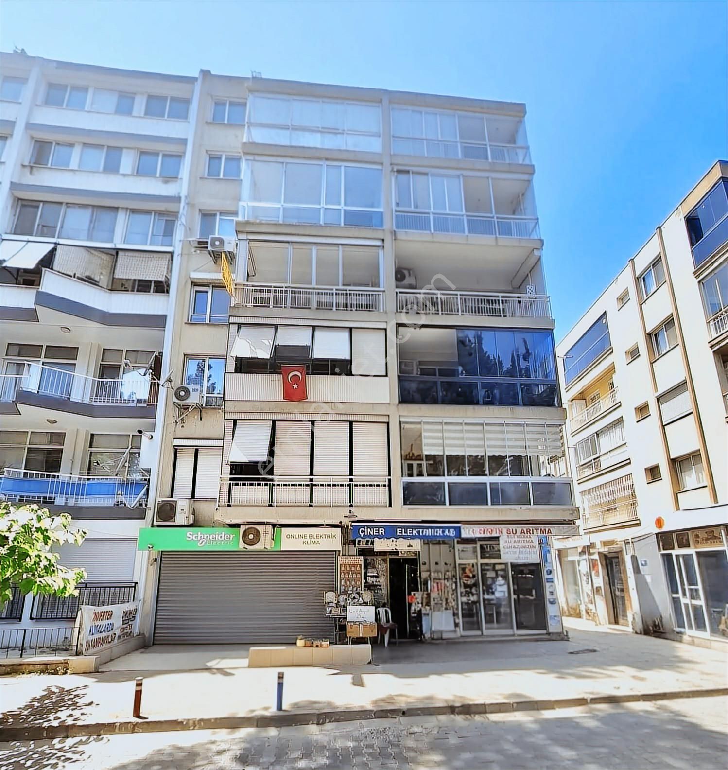 K.yaka Yuva Yanı Önü Açık Geniş Ferah Çift Cephe 3+1 145 M2 - Görsel 23