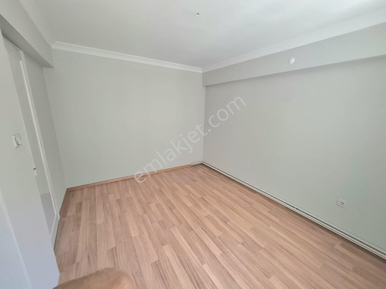 K.yaka Yuva Yanı Önü Açık Geniş Ferah Çift Cephe 3+1 145 M2 - Görsel 4